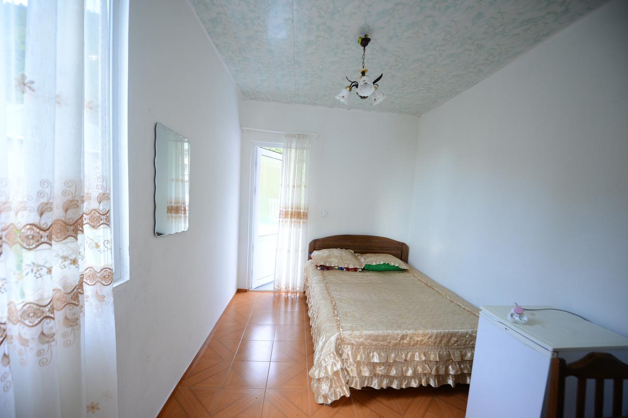 Guest House Imeda Kvariati Exterior photo